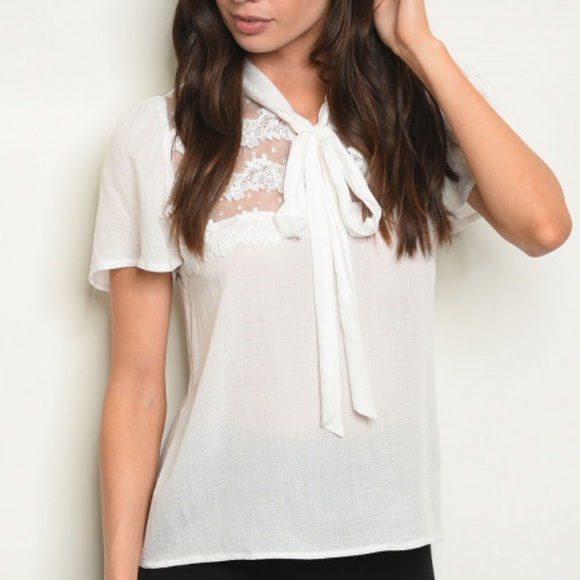 Women’s White Short Sleeve Front Tie Blouse - Picture 3 of 3